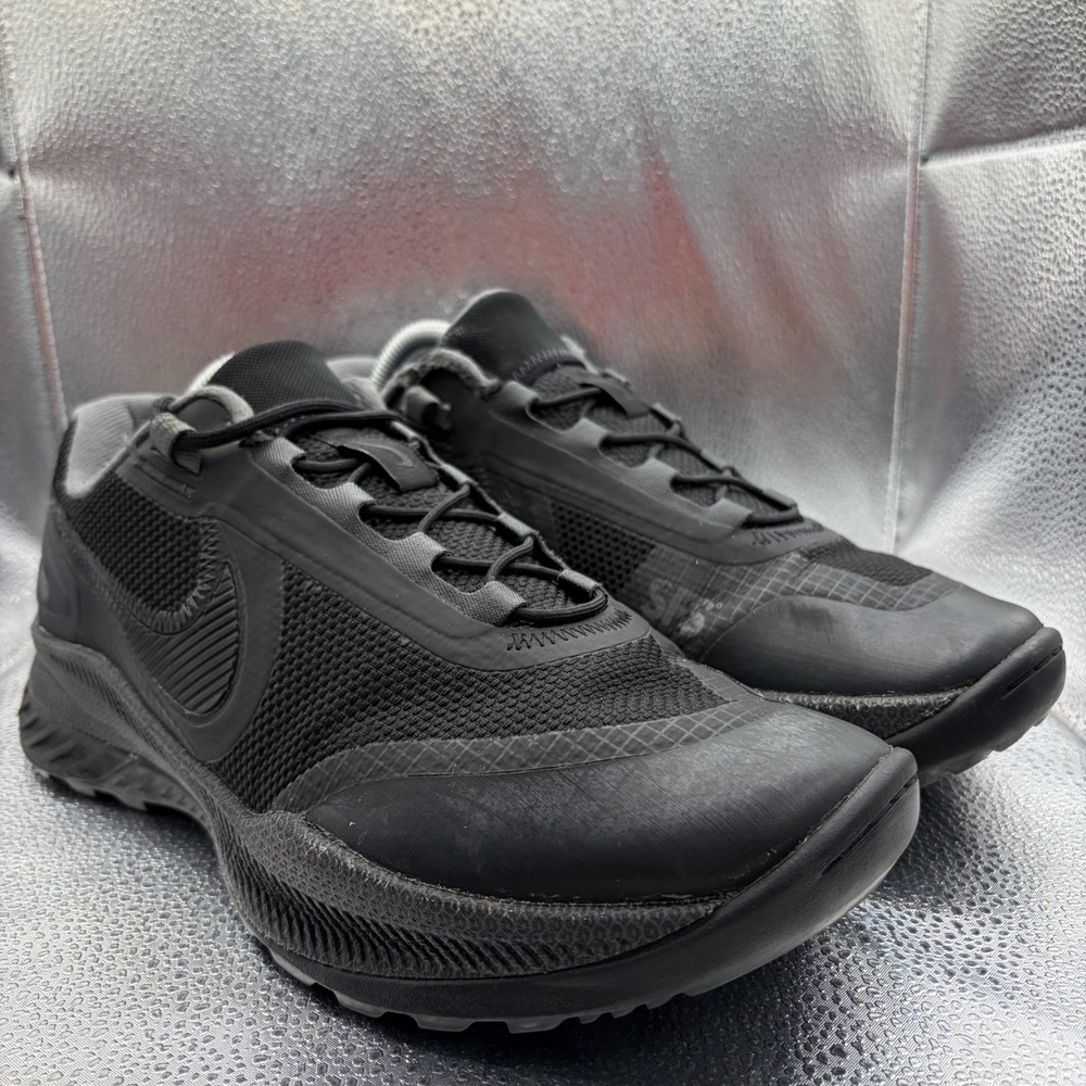 Size 9.5 Nike React SFB Carbon Low Black Outdoor Athletic Sneakers CZ7399-001